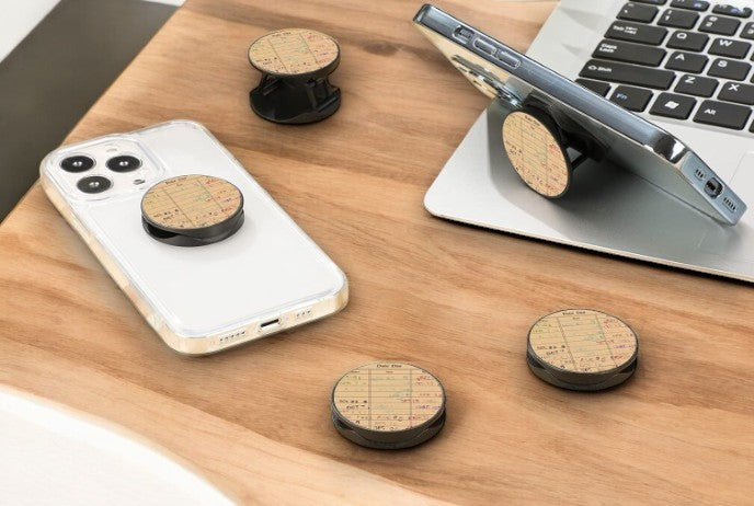 Retro Reader Style On the Go